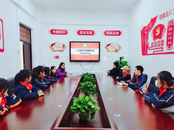 咨询热线