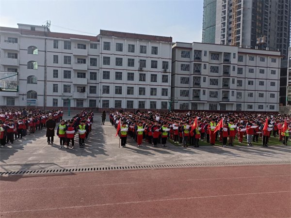 咨询热线
