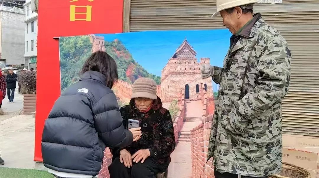 咨询热线