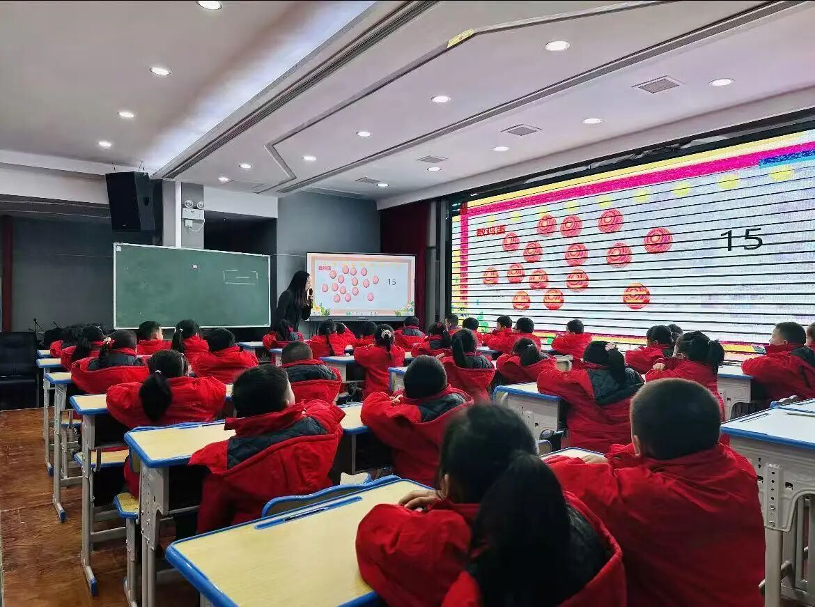 咨询热线