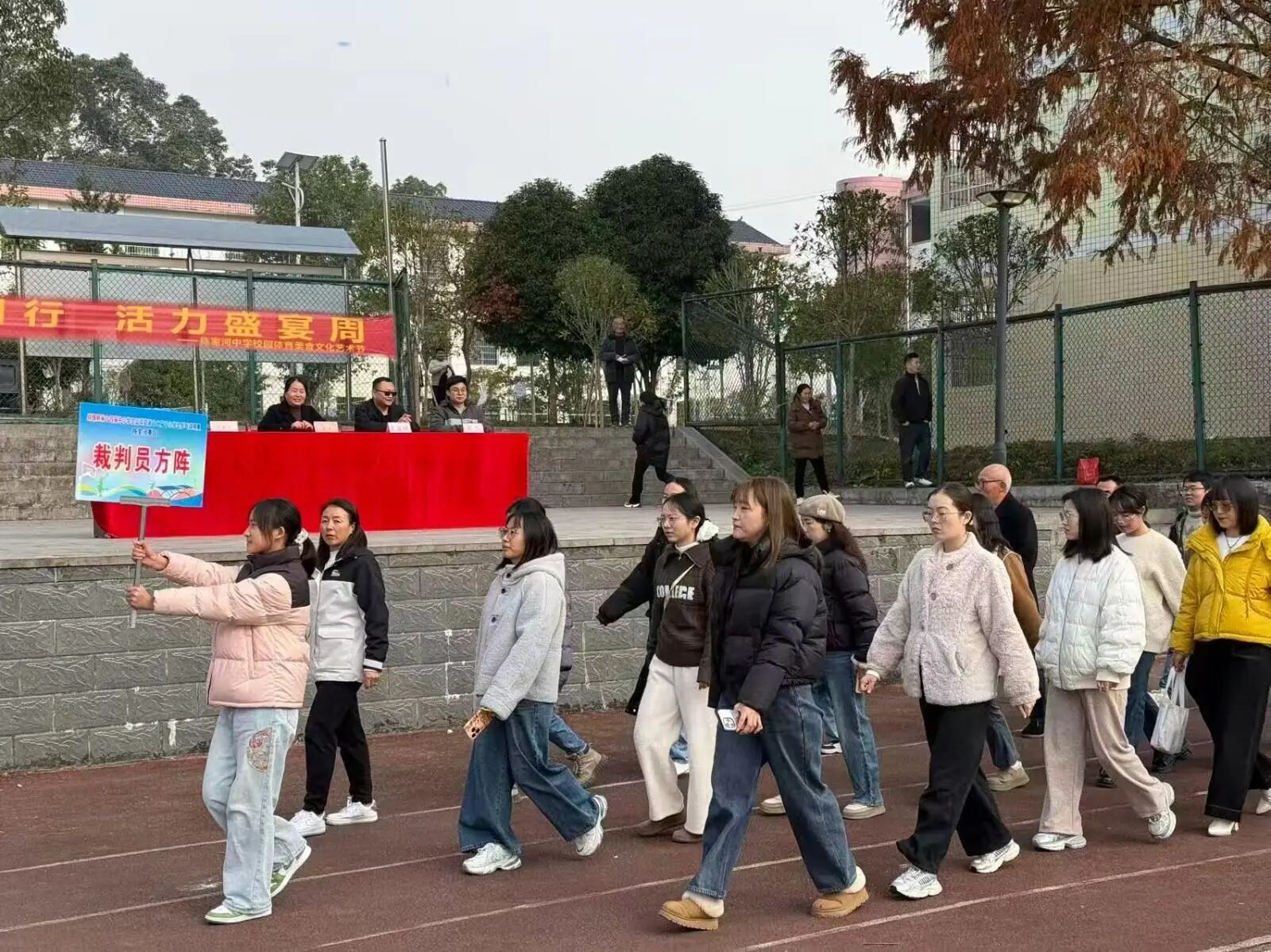 咨询热线