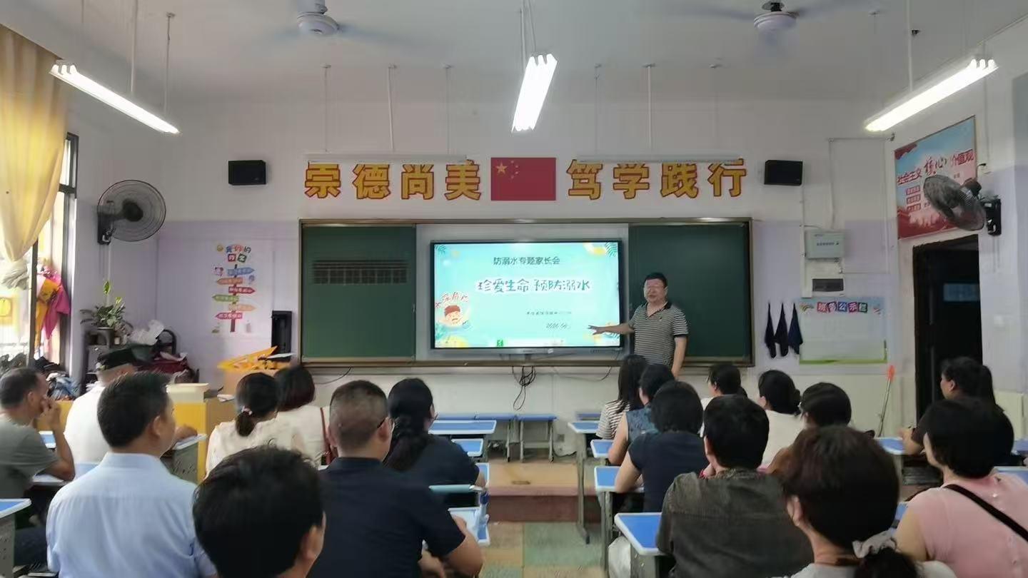 咨询热线